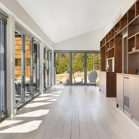 Hideout - Loevoe 에스포