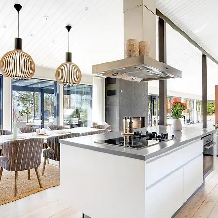 Hideout - Loevoe * Espoo