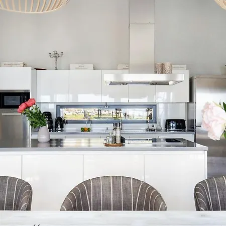 Hideout - Loevoe 에스포