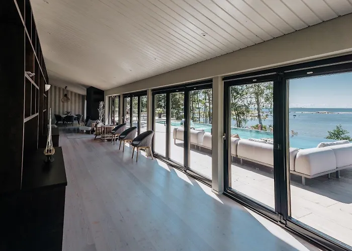 Hideout - Loevoe 艾斯堡