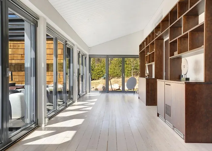 Hideout - Loevoe 艾斯堡